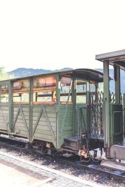 Retro tren vagonlarını kapatın. Seyahat kavramı.