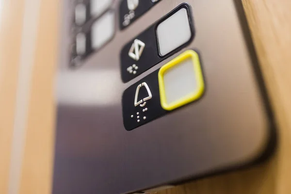 非常停止パニックエレベーターボタン — ストック写真