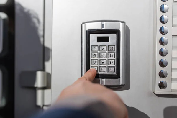 Man Hand Pressing Security Code Combination Unlock Door — Stock Photo, Image