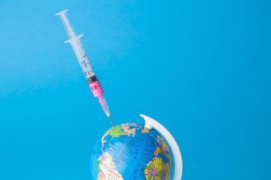 Coronavirus Toprak Aşısı En Yaratıcı Konsept.