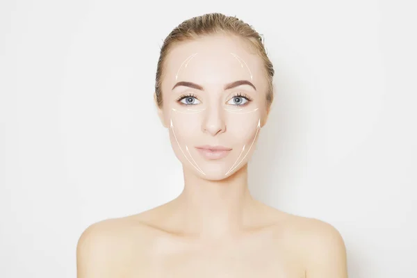 여자 피부 리프팅 뷰티 개념을 혁신 하는 초상화 — 스톡 사진