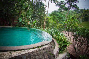 Bali sonsuzluk havuzu