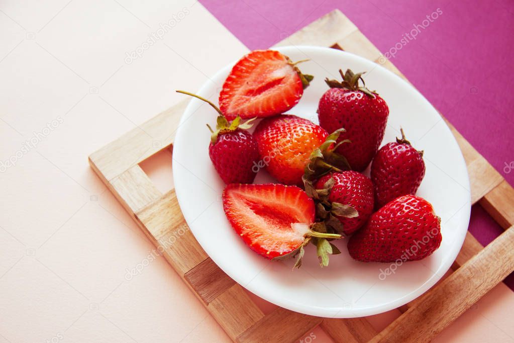  fresh strawberries on plate,delicious dessert
