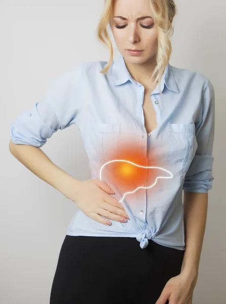 女性形象与肝脏的可视化 — 图库照片