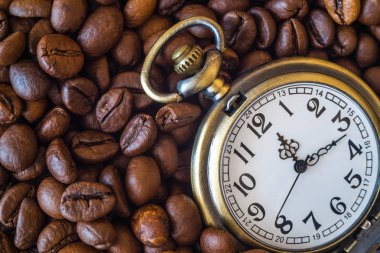 kahve çekirdekleri cep saati