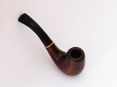 Beyaz arka plan üzerinde izole pipo