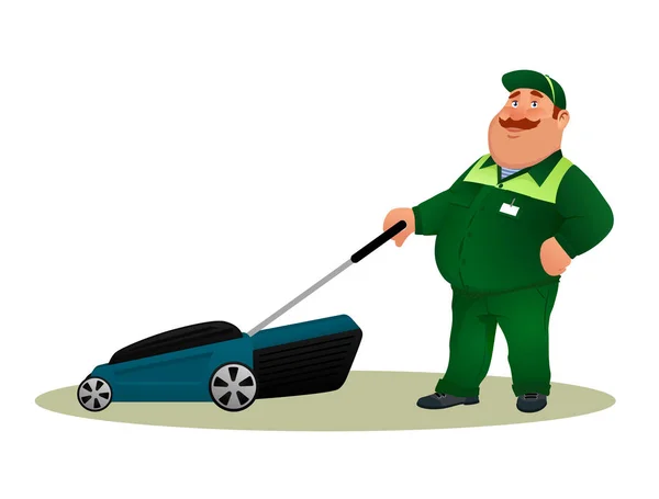 Funny cartoon farmář s sekačka na trávu. Usmíval se tlustá postava zahradníka muž v zelený kostým sekání trávy izolovaných na bílém pozadí. Happy plochý dělník z trávníku péče služby barevné vektorové ilustrace — Stockový vektor
