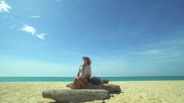 Genç kız up sinek uçak