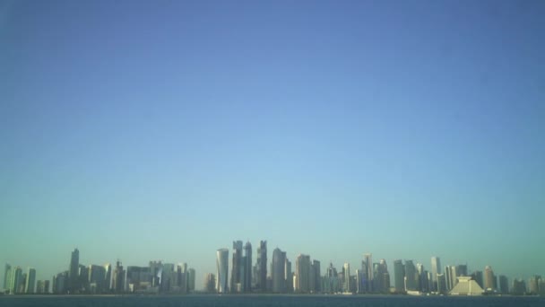 도 하의 스카이 라인. 카타르, 중동 — 비디오