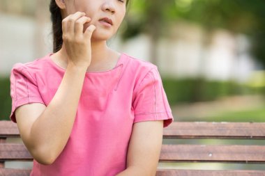 Derisi çizilmemesi kadın