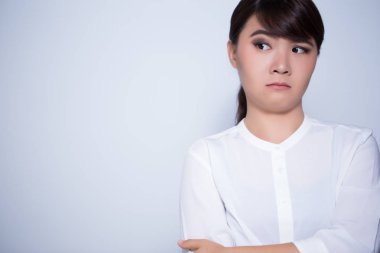 Kadın bir karıştırmayın vardır