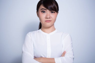 Kadın bir karıştırmayın vardır