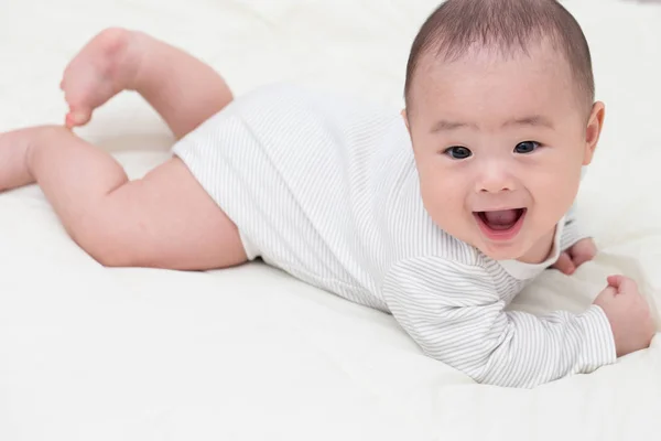 Portrait adorable baby smiling and surprise — Stock Photo, Image