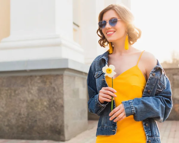 Beautiful Sexy Stylish Woman Yellow Stylish Dress Wearing Denim Jacket — Stock Photo, Image