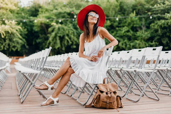 Attractive Woman Dressed White Dress Red Hat Sunglasses Sitting Summer — Stock Photo, Image