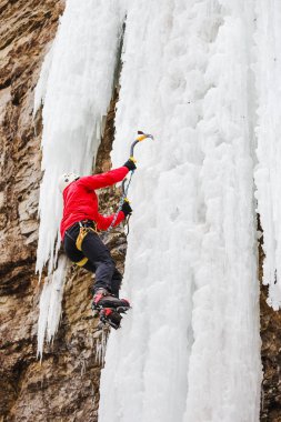 buz şelalesi tırmanışı