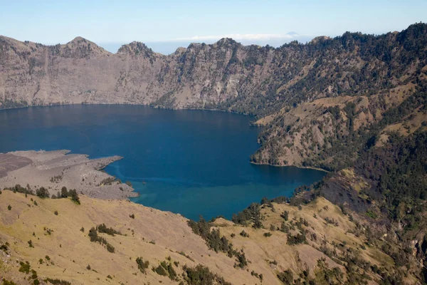 Il cratere del Monte Rinjani, Indonesia — Foto Stock