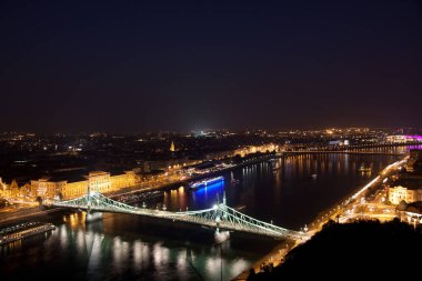 gece Budapeşte