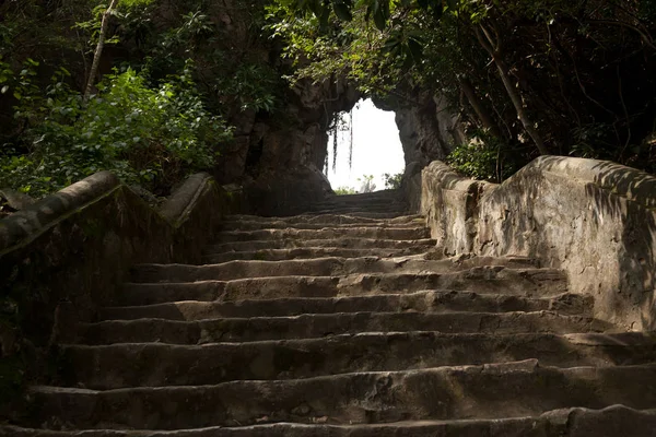 ダナン、ベトナムの近くの大理石の山 ストック画像