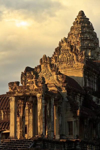 Vroeg in de ochtend op Angkor Wat, Cambodia — Stockfoto