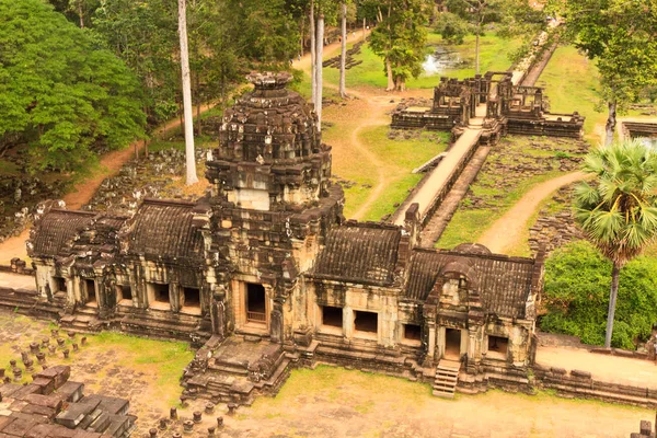 Siem Reap, Cambodja, Baphuon tempel — Stockfoto