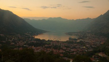 Karadağ. Kotor Körfezi