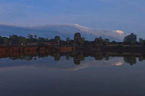 Krásný východ slunce na Ankor Wat, Siem Reap, Kambodža — Stock fotografie