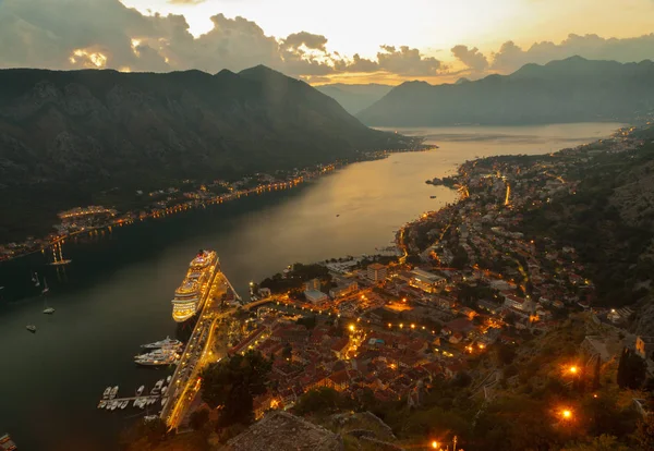 Montenegro. Bay of Kotor — Stock Photo, Image