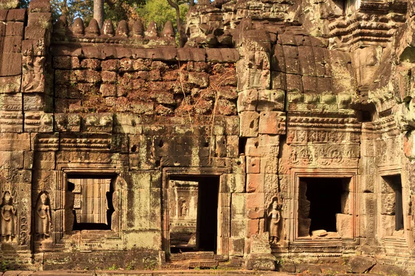 Ruinas antiguas Angkor Wat —  Fotos de Stock