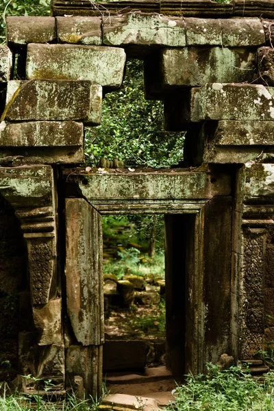 Baphuon Tempel in siem reap, Kambodscha. das baphuon ist ein tempel bei angkor thom — Stockfoto