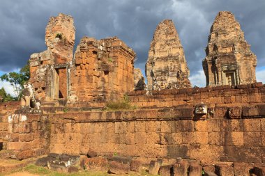 eski kalıntılar Angkor Wat