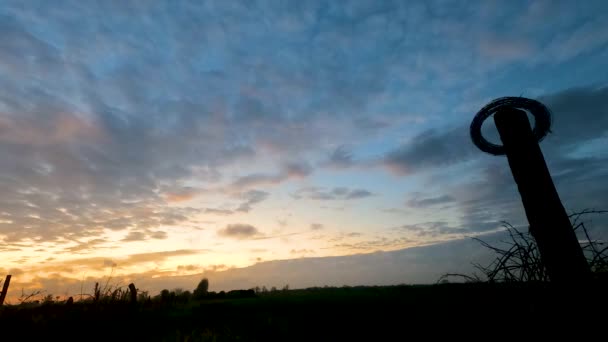 4K Time lapse video Scene van Kleurrijke zonsondergang — Stockvideo
