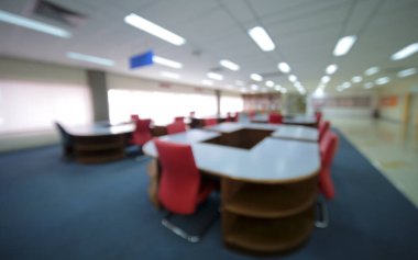 Görüntü bulanıklaşması, ofis içi arkaplan görüntüsü için parlak ışık