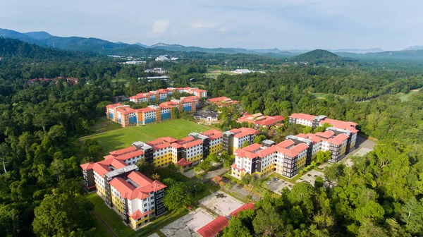 Luftaufnahme Einer Vorortsiedlung Malaysia Mit Einfamilienhäusern Enger Nachbarschaft Und Gärten — Stockfoto