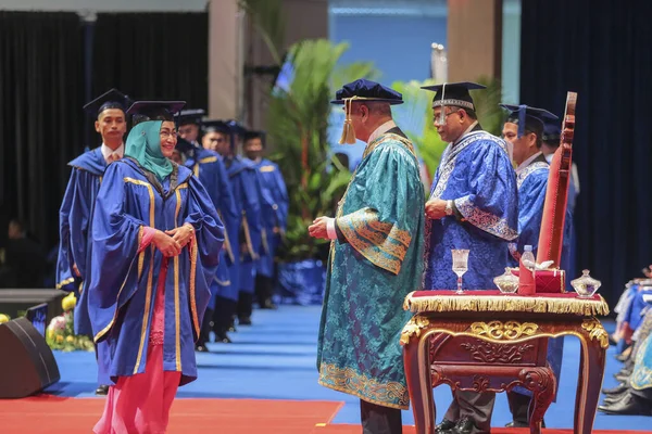 Batık Kedah Malezya Ekim 2019 Asyalı Üniversite Öğrencileri Mezuniyeti Kutluyor — Stok fotoğraf
