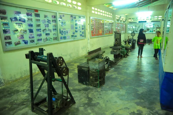 Betong Thailand Oct 2010 Collection Equipment Used Communists Display Piyamit — Stockfoto