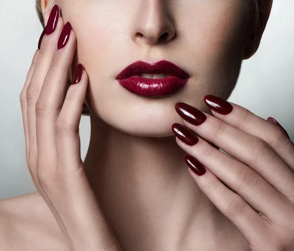 Beauty Woman with Professional Makeup — Stock Photo, Image