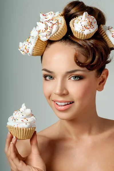 beautiful girl eats cake