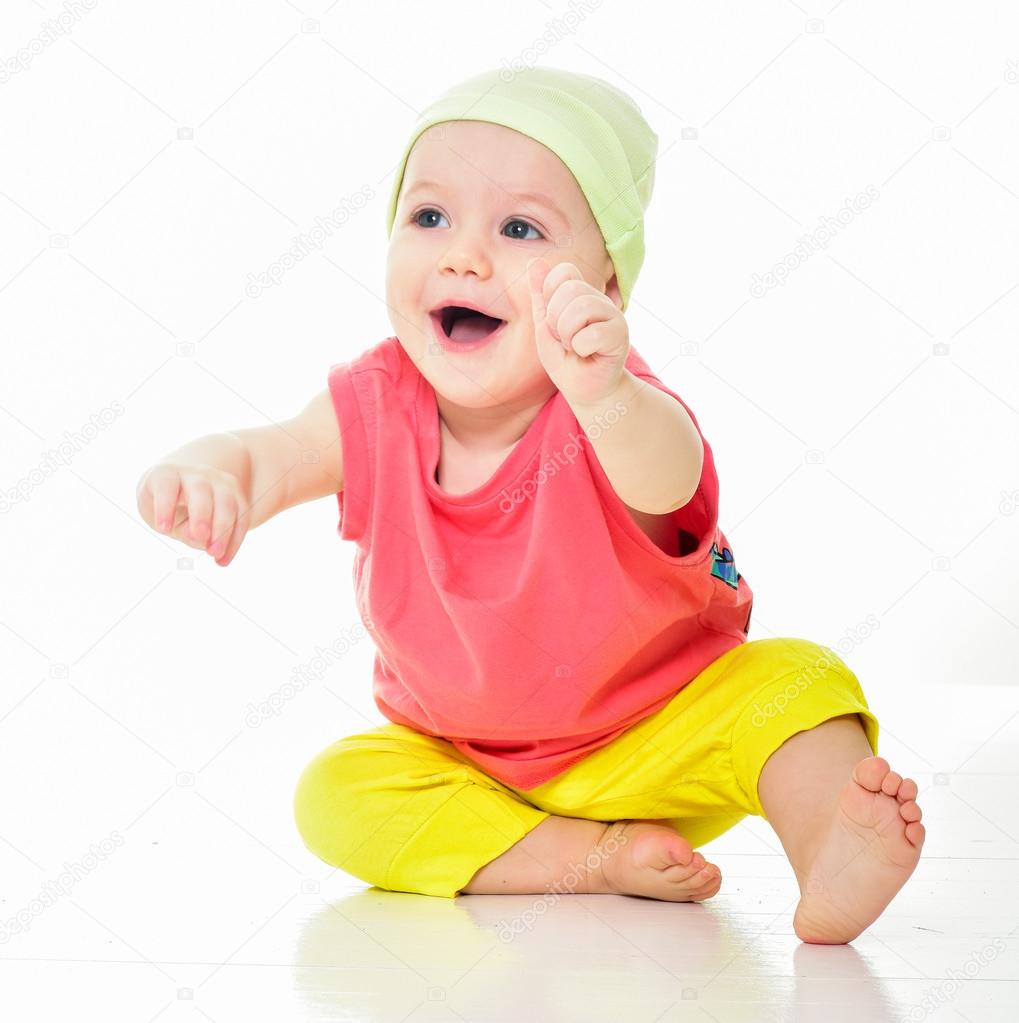 Kid in bright summer clothes