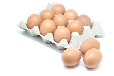 Yumurta üzerinde izole beyaz arka plan yığını