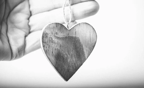 Деревянное Сердце Руке Художественное Фото — стоковое фото