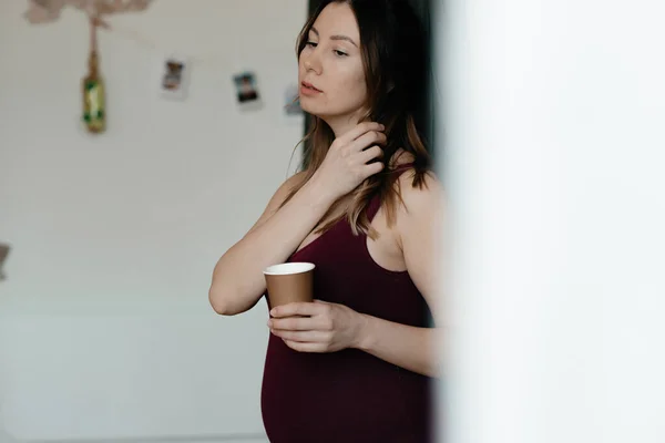 Pregnant Woman Doing Yoga Studio She Wears Tight Body She — Stock Photo, Image