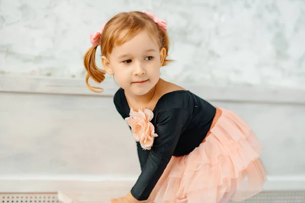 Schattig Klein Meisje Ballerina — Stockfoto