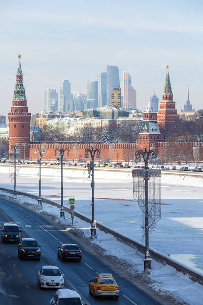 Москва Російська Федерація Лютого 2018 Уявлення Про Дорогу Вздовж Набережної — стокове фото