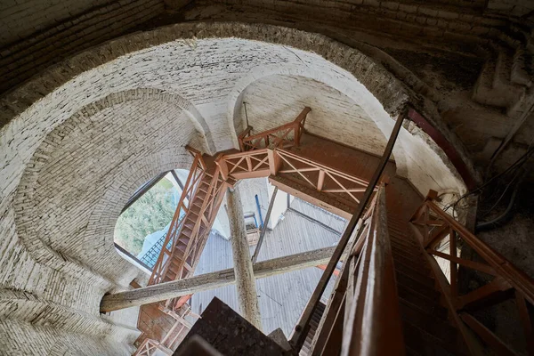 Escadaria Madeira Dentro Torre Redonda Igreja Velha — Fotografia de Stock