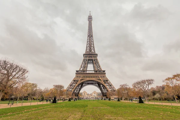 Eyfel Kulesi kışın Noel, Paris, Fransa — Stok fotoğraf