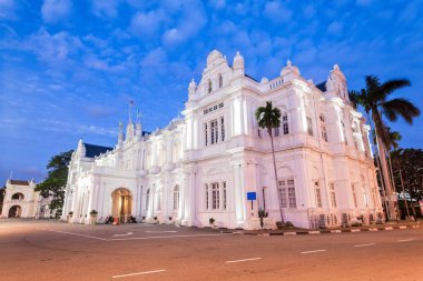 Eski miras İngiliz Albay Esplanade geçerli Penang yerel Konseyi için kullanılan bina