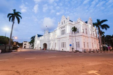 Eski miras İngiliz Albay Esplanade geçerli Penang yerel Konseyi için kullanılan bina