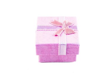 Klasik kağıt küçük hediye kutusu beyaz arka plan ile mevcut ambalaj için