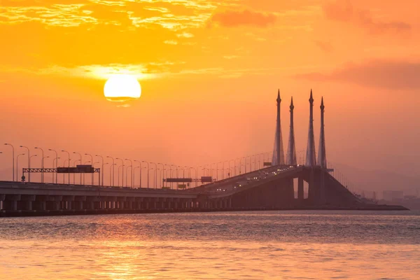 Georgetown Penang Bridge view during sunrise as background — Stock Photo, Image